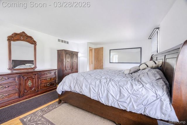 41862 Baintree Circle, Northville Township, MI 48168