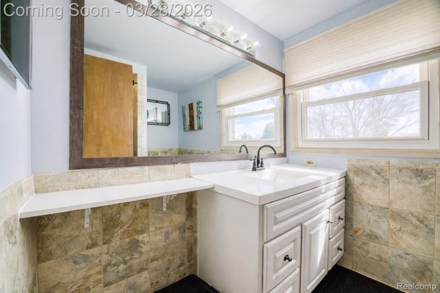 41862 Baintree Circle, Northville Township, MI 48168