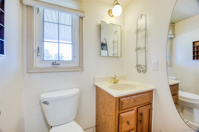 41862 Baintree Circle, Northville Township, MI 48168