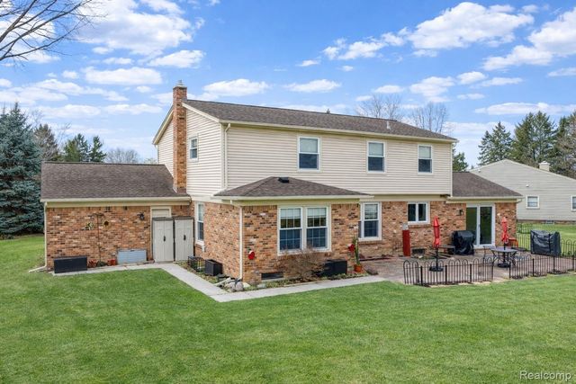41862 Baintree Circle, Northville Township, MI 48168