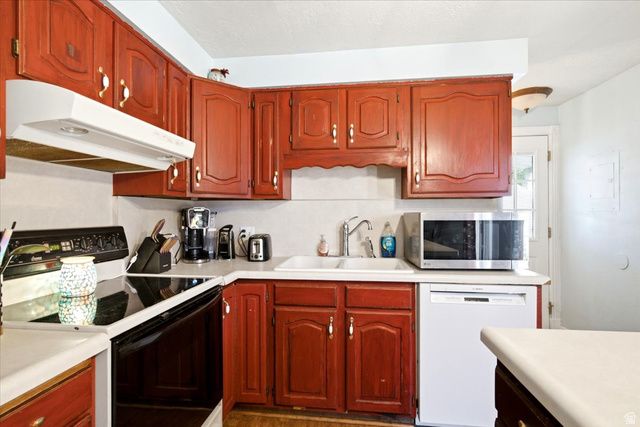 4679 S 2475 W, Roy, UT 84067