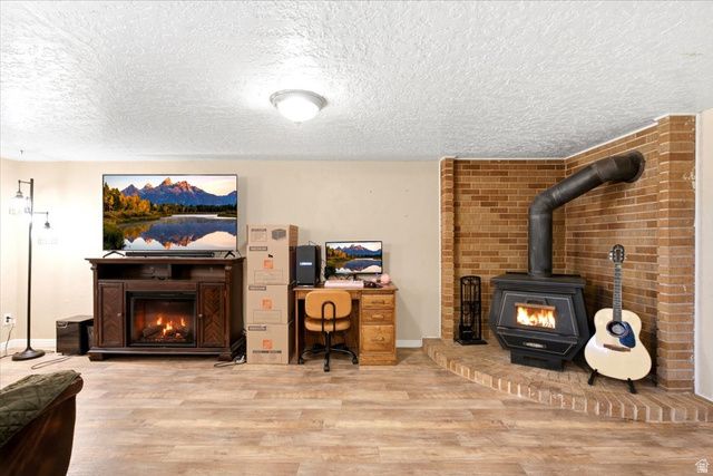 4679 S 2475 W, Roy, UT 84067