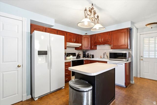 4679 S 2475 W, Roy, UT 84067