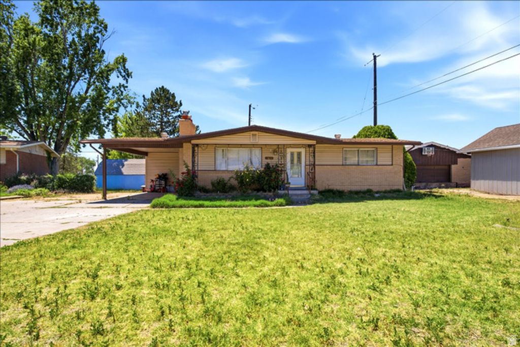 4679 S 2475 W, Roy, UT 84067