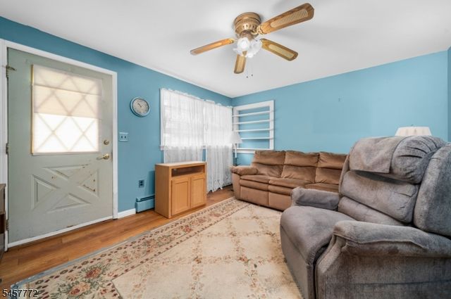 94 Woodlawn Ave, Bridgewater Twp., NJ 08807