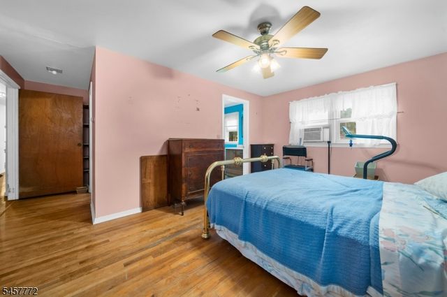 94 Woodlawn Ave, Bridgewater Twp., NJ 08807