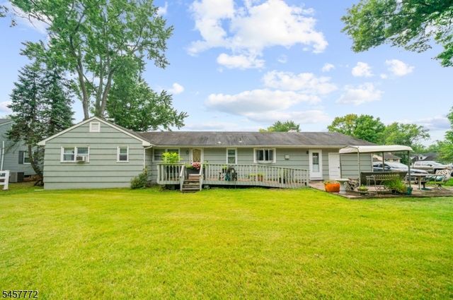 94 Woodlawn Ave, Bridgewater Twp., NJ 08807