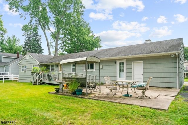94 Woodlawn Ave, Bridgewater Twp., NJ 08807
