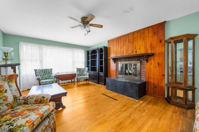 94 Woodlawn Ave, Bridgewater Twp., NJ 08807