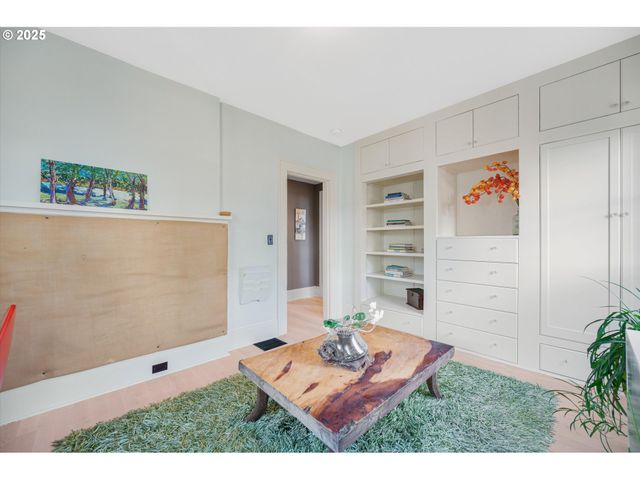 2532 Ne 49TH Ave, Portland, OR 97213