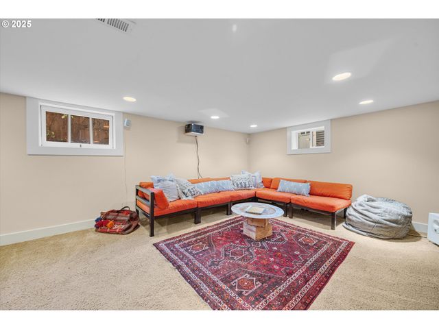 2532 Ne 49TH Ave, Portland, OR 97213