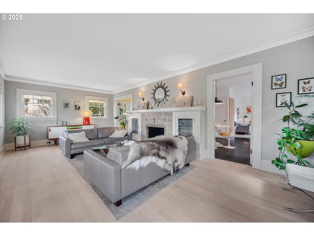 2532 Ne 49TH Ave, Portland, OR 97213