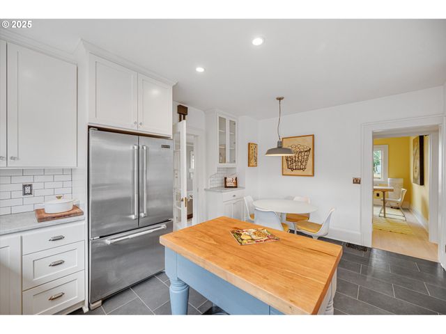 2532 Ne 49TH Ave, Portland, OR 97213