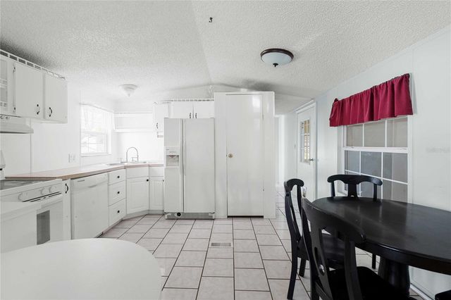 36941 BETH AVE, Zephyrhills, FL 33542