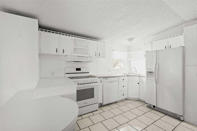 36941 BETH AVE, Zephyrhills, FL 33542