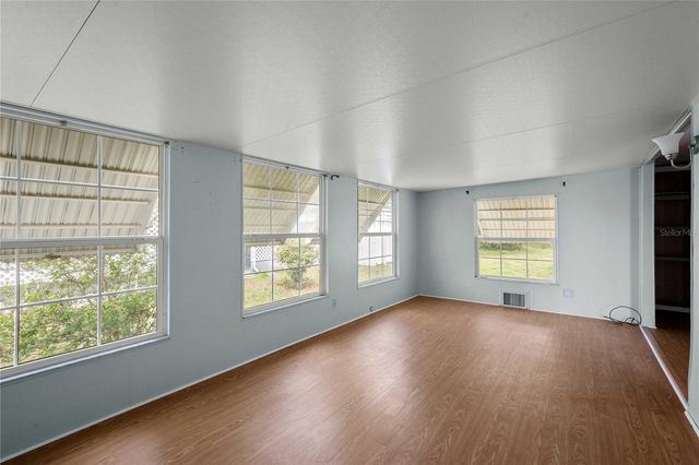 36941 BETH AVE, Zephyrhills, FL 33542