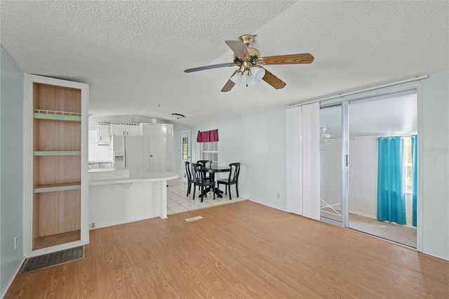 36941 BETH AVE, Zephyrhills, FL 33542