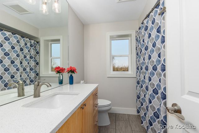 3905 Sunset View, Wayland, MI 49348