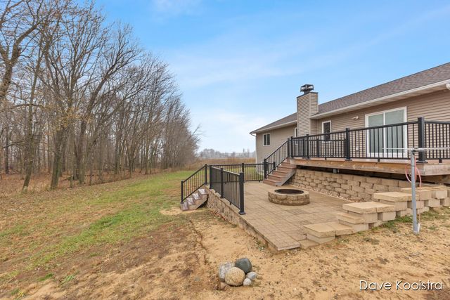 3905 Sunset View, Wayland, MI 49348