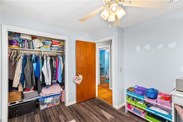 28 Hoyt Street, Warwick, RI 02886