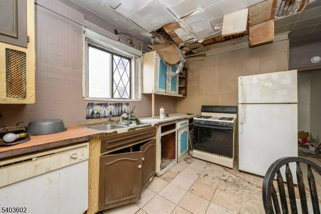 368 Thomas St, Phillipsburg Town, NJ 08865