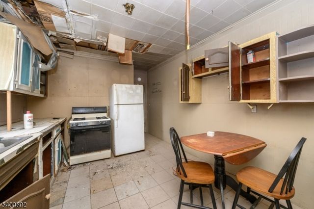 368 Thomas St, Phillipsburg Town, NJ 08865