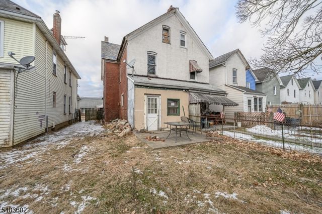 368 Thomas St, Phillipsburg Town, NJ 08865