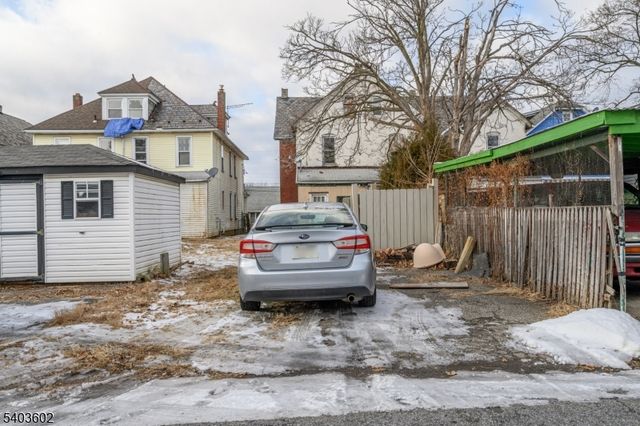 368 Thomas St, Phillipsburg Town, NJ 08865