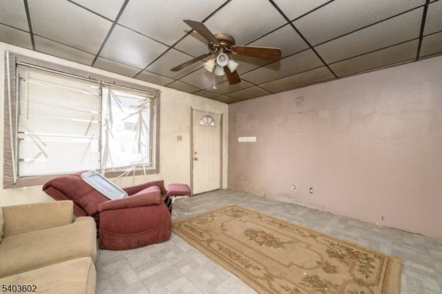 368 Thomas St, Phillipsburg Town, NJ 08865