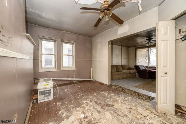 368 Thomas St, Phillipsburg Town, NJ 08865