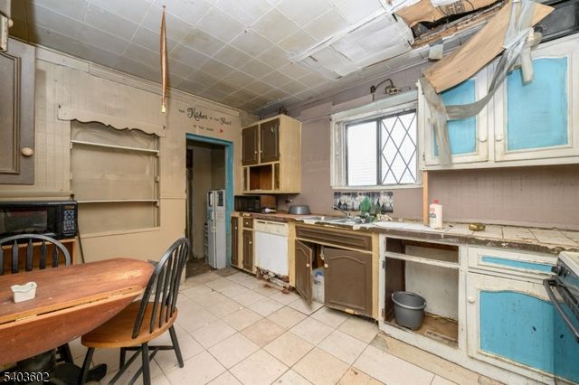 368 Thomas St, Phillipsburg Town, NJ 08865