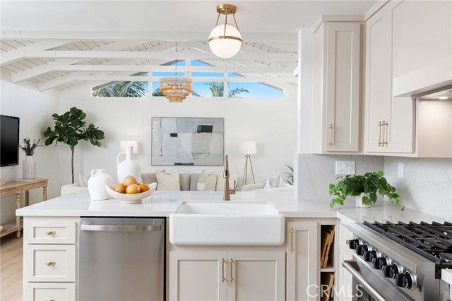 701 Taper Drive, Seal Beach, CA 90740