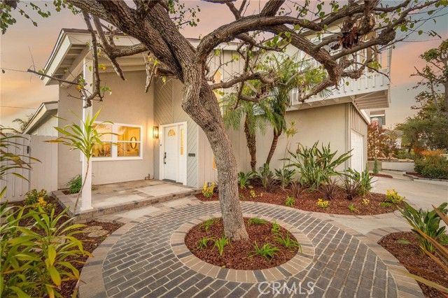 701 Taper Drive, Seal Beach, CA 90740