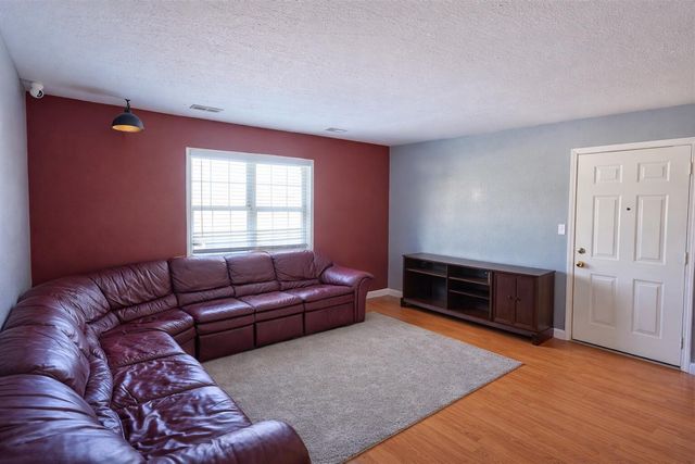 1648 TOWNE DR-ASH DR 1F, Columbia, MO 65202