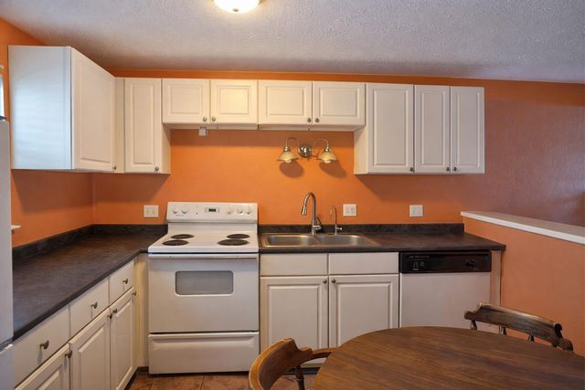 1648 TOWNE DR-ASH DR 1F, Columbia, MO 65202