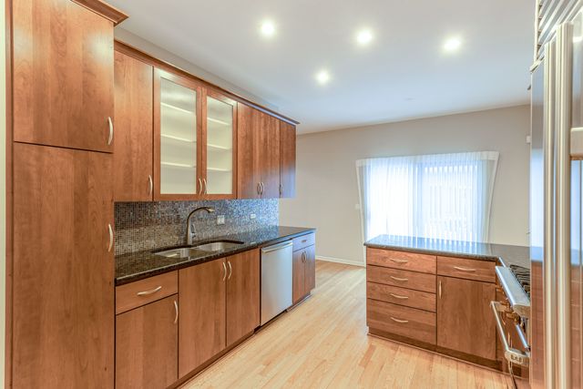 1739 Melise Drive, Glenview, IL 60025