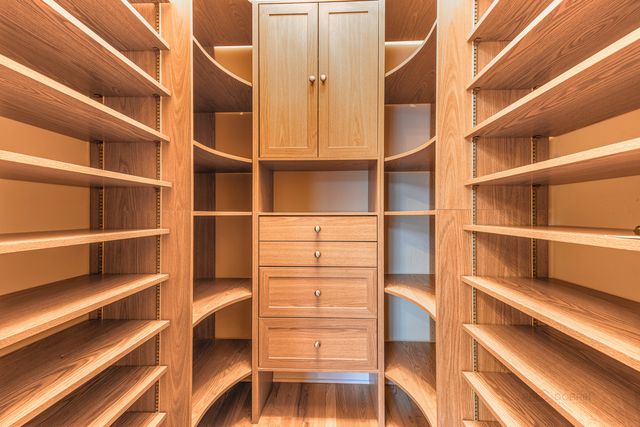 1739 Melise Drive, Glenview, IL 60025