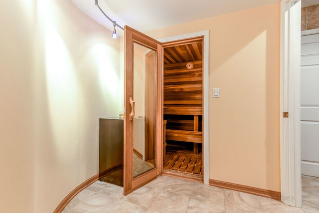 1739 Melise Drive, Glenview, IL 60025