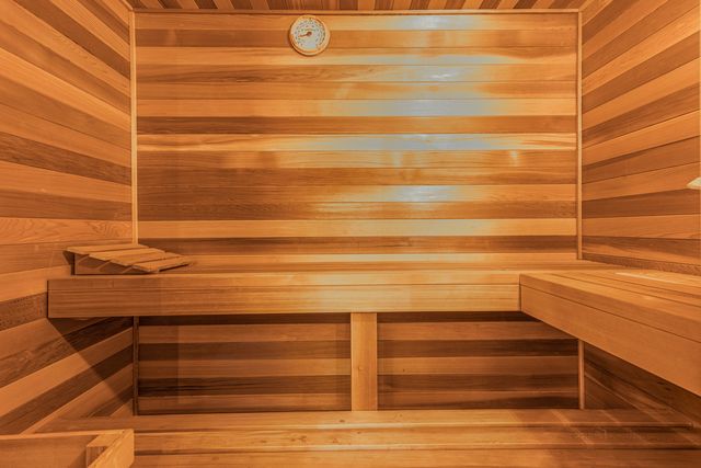 1739 Melise Drive, Glenview, IL 60025