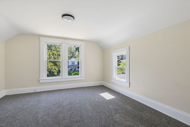 1312 Esplanade Avenue, Davenport, IA 52803