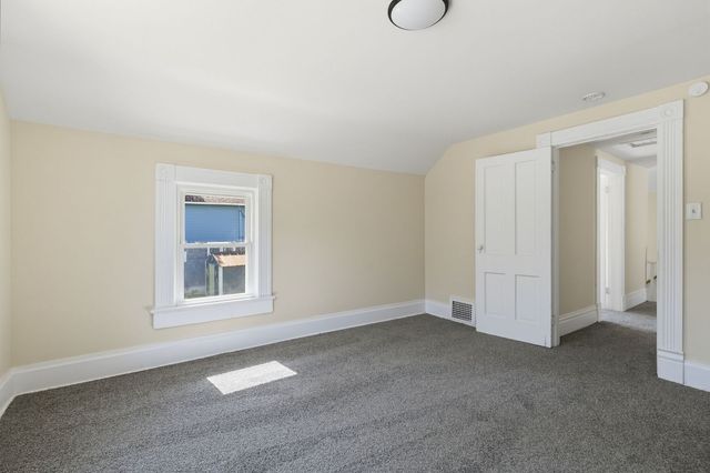 1312 Esplanade Avenue, Davenport, IA 52803