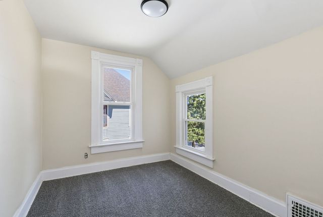 1312 Esplanade Avenue, Davenport, IA 52803