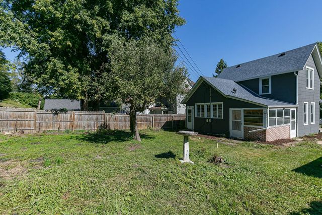 1312 Esplanade Avenue, Davenport, IA 52803