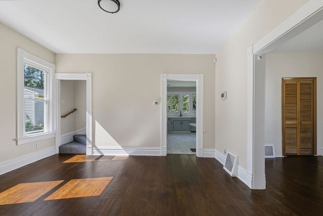 1312 Esplanade Avenue, Davenport, IA 52803