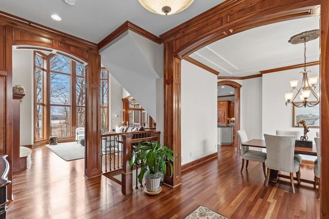 27665 Virginia Cove, Excelsior, MN 55331