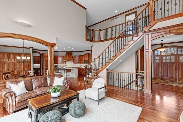 27665 Virginia Cove, Excelsior, MN 55331