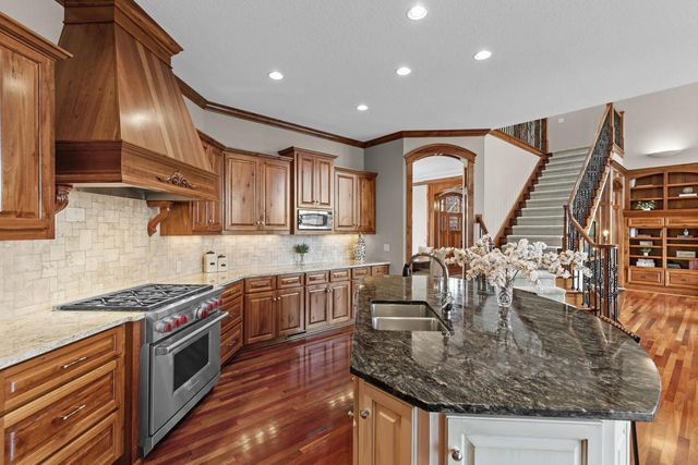 27665 Virginia Cove, Excelsior, MN 55331