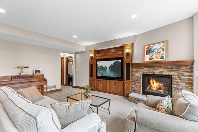 27665 Virginia Cove, Excelsior, MN 55331