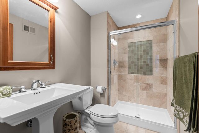 27665 Virginia Cove, Excelsior, MN 55331