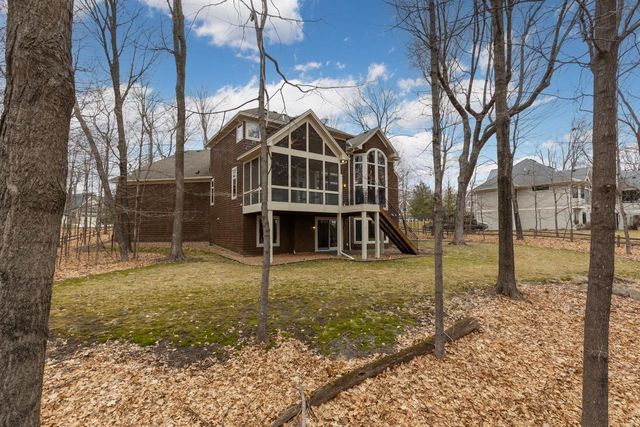 27665 Virginia Cove, Excelsior, MN 55331